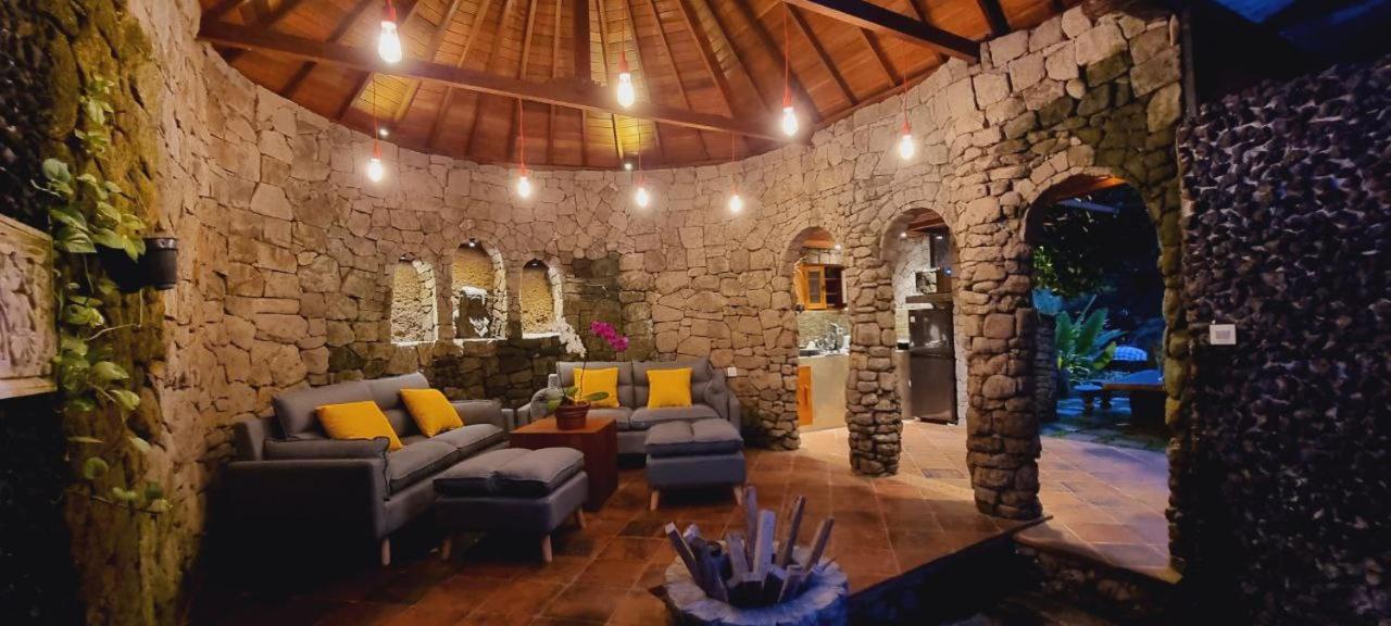 Avalon Ubud Castle & Spa Dış mekan fotoğraf
